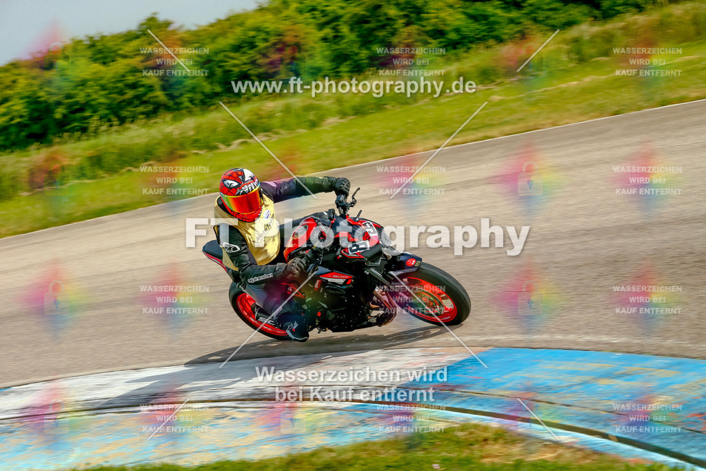 _MOT1111 | Hier findet Ihr Bilder von Touristenfahrten auf der Nürburgring Nordschleife oder von anderen Veranstaltungen die ich besucht habe. Viel Spass beim Durch Schauen 