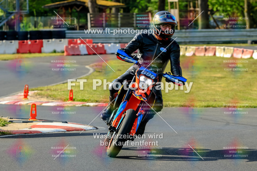 _OTO1216 | Hier findet Ihr Bilder von Touristenfahrten auf der Nürburgring Nordschleife oder von anderen Veranstaltungen die ich besucht habe. Viel Spass beim Durch Schauen 