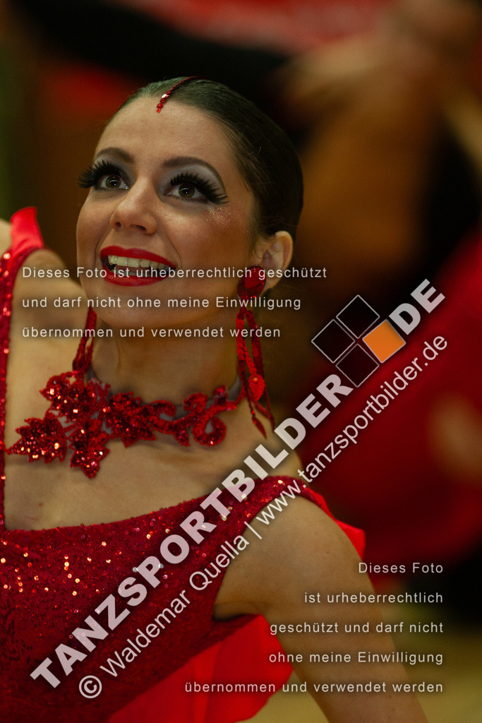 20090124-10869 | Hier finden Sie Tanz Bilder vom Latein und Standard Formationen tanzen. Sportbilder vom Tanzsport. Schöne Fotos und von Weltmeisterschaft, Europameisterschaft, Bundesliga, Regionalliga, Oberliga und Landesliga sowie von GOC Stuttgart, DanceComp, WM Bremen