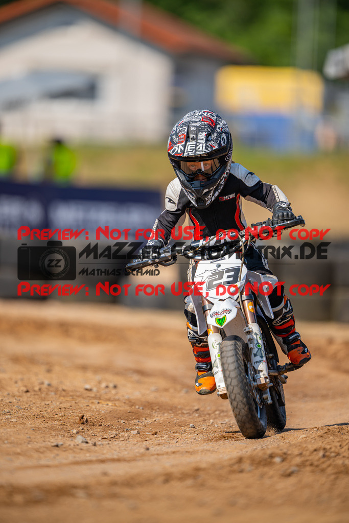 MaZZes-Fotomatrix-20260815-605373 | ROOKIES