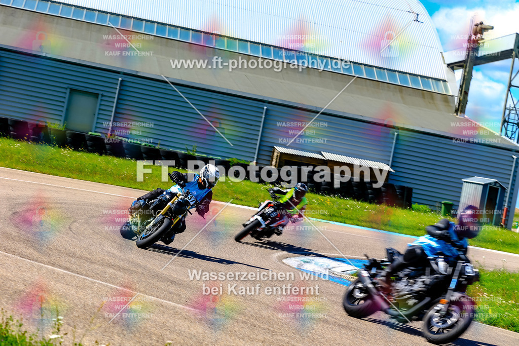 037-6149 | Hier findet Ihr Bilder von Touristenfahrten auf der Nürburgring Nordschleife oder von anderen Veranstaltungen die ich besucht habe. Viel Spass beim Durch Schauen 