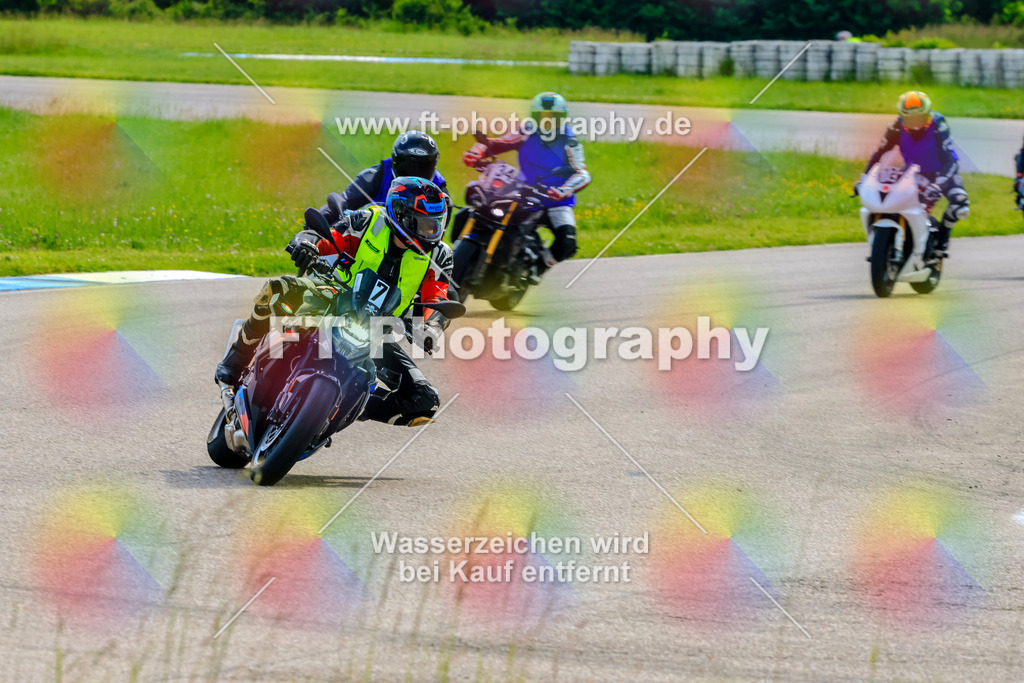 MotoTeam-9226 | Hier findet Ihr Bilder von Touristenfahrten auf der Nürburgring Nordschleife oder von anderen Veranstaltungen die ich besucht habe. Viel Spass beim Durch Schauen 