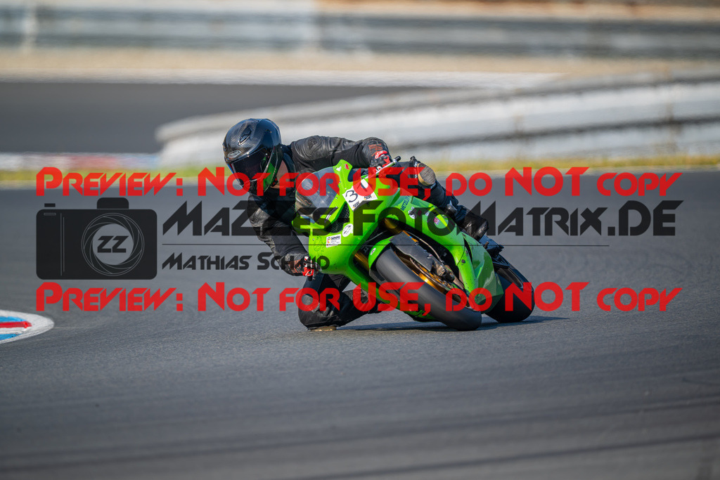 MaZZes-Fotomatrix-20260805-521749 | OPEN