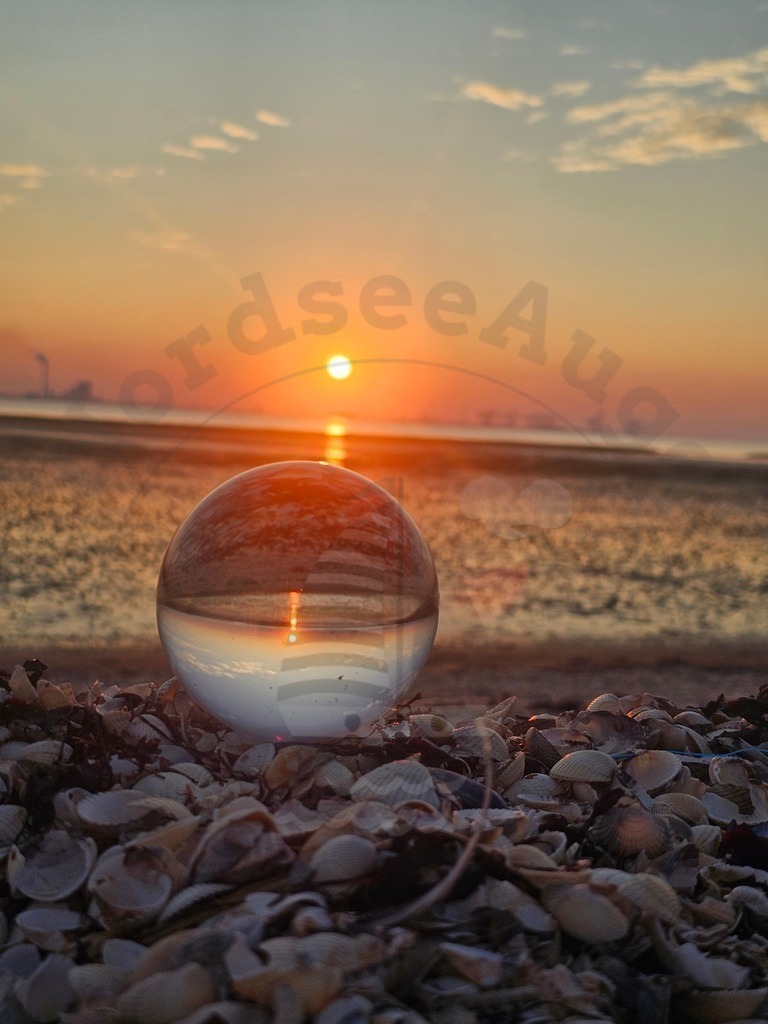 20240719_212159 | NordseeAuge zeigt ruhige Fotokunst von der Nordsee. Hochwertige Prints, Bilder und Motive mit Weite, Licht und Meer – für Zuhause oder als Geschenk. - Realisiert mit Pictrs.com
