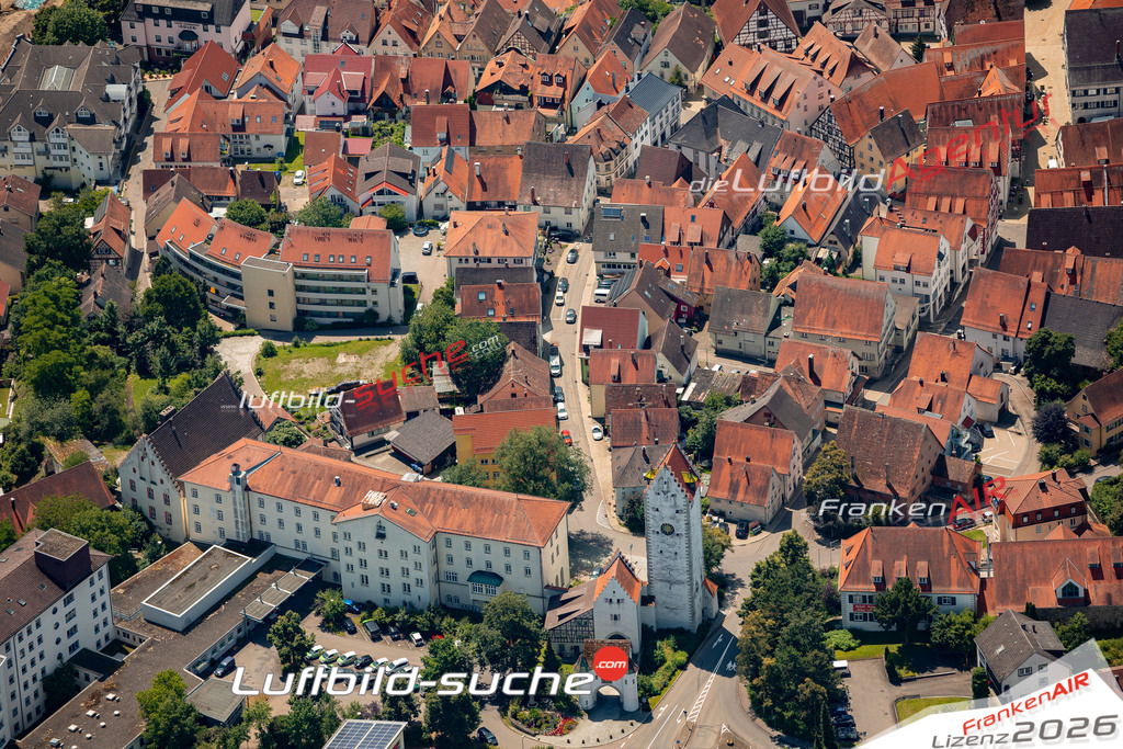 Das Luftbild zeigt :  Pfullendorf - Die Luftaufnahme wurde 2024 vom UL-Flugzeug aus erstellt ( keine Drohne ) - Hochauflösende Luftaufnahme - Für grossformatige Ausdrucke geeignet. Die Geschenkidee !Mit Lizenz und Bildrechte bestellbar