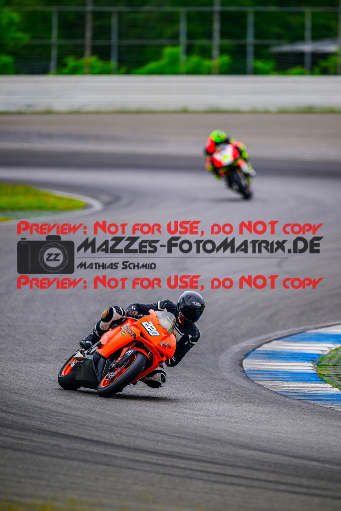 MaZZes_FotoMatrix_240614_6007705_2306 | ROT