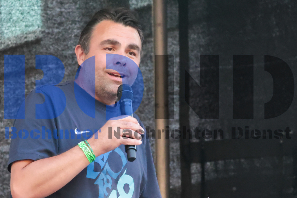 SES_BTBRED20250704-5 | bond - Realisiert mit Pictrs.com