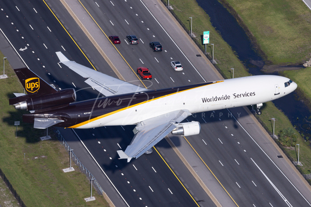 014 | Buy high-quality aviation and travel photography prints by professional photographer Timo Breidenstein. Authentic images, professionally printed, worldwide shipping. - Realisiert mit Pictrs.com