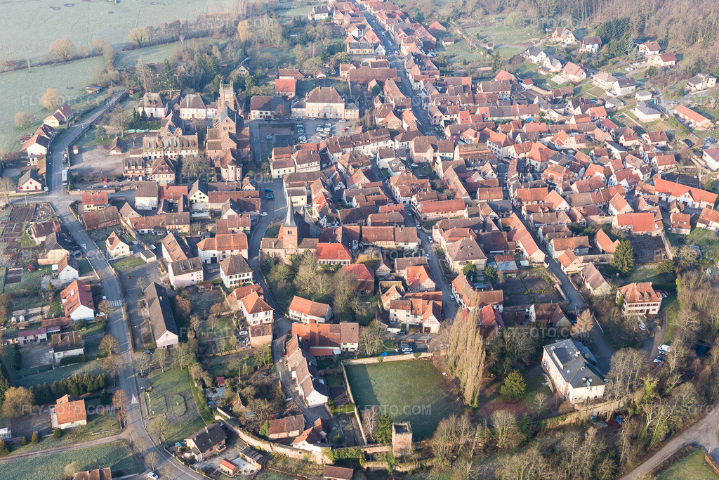 Aerial view: View of the town in Neuwiller-lès-Saverne in the state Bas-Rhin, France.Photo: IMG_105315.jpg taken on 03/25/2018 by Werner Riehm/FLY-FOTO.comResolution of the original: 5472 x 3648 px