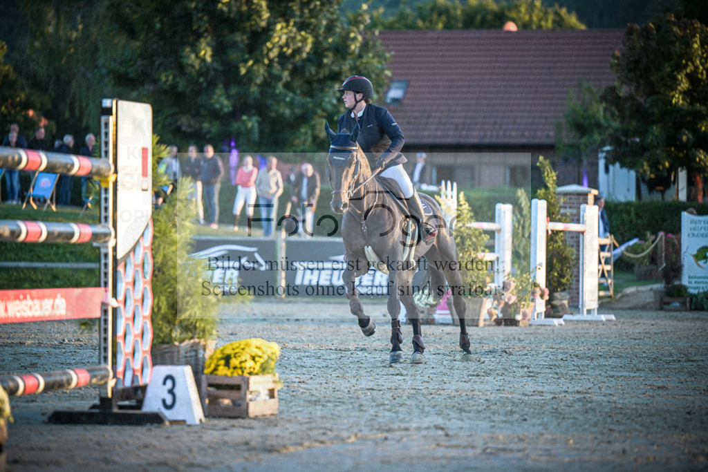 DOS_0205 | Entdecke hochwertige Reitturnierfotos von Foto Oger. Professionell, emotional und authentisch – jetzt Lieblingsmomente im Shop bestellen.Deutschlandweite Turnierfotografie. - Realisiert mit Pictrs.com