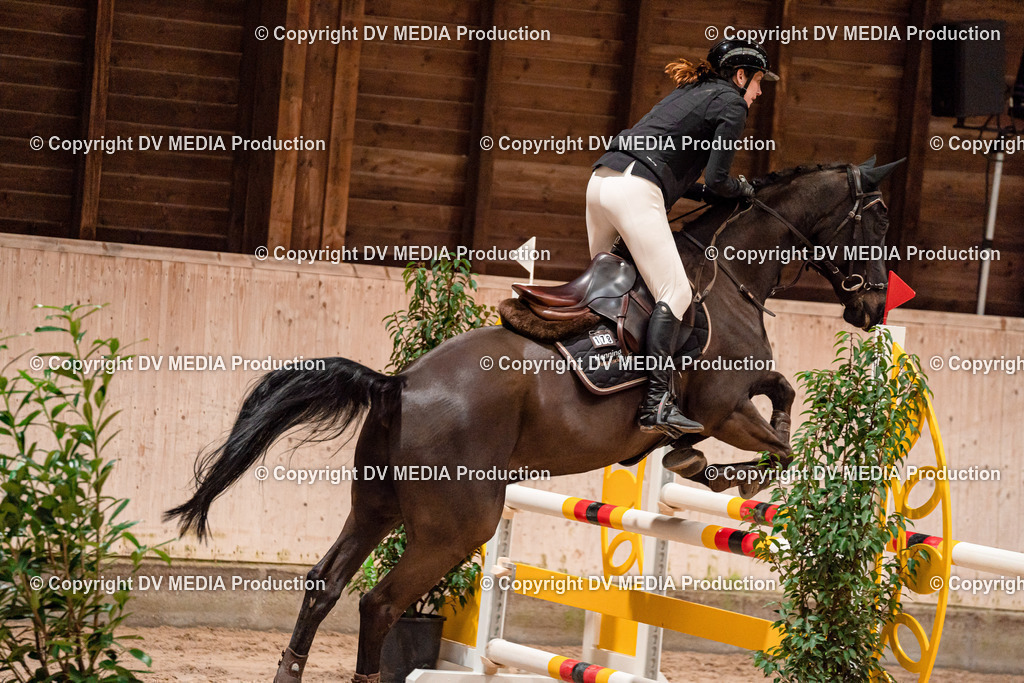 Springen Tag 2-091 | dv-media-shop - Realisiert mit Pictrs.com