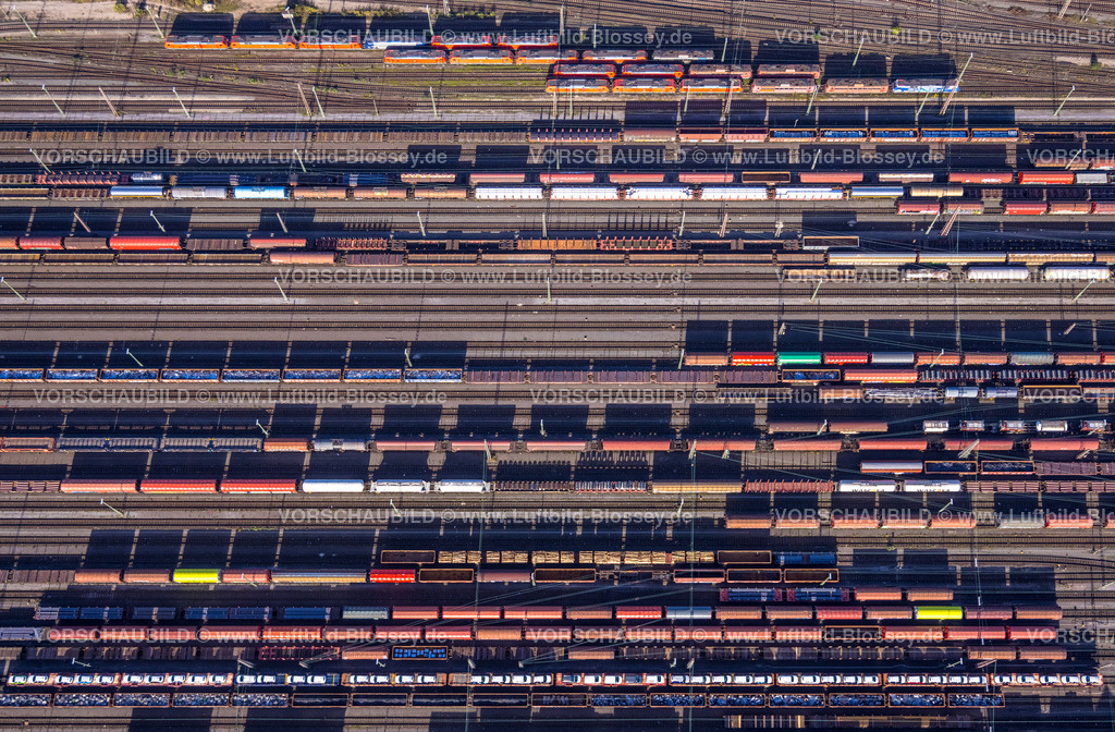 Hagen221015323 | Luftbild, Rangierbahnhof, Güterbahnhof Vorhalle, Güterwaggons, Hagen, Ruhrgebiet, Nordrhein-Westfalen, Deutschland