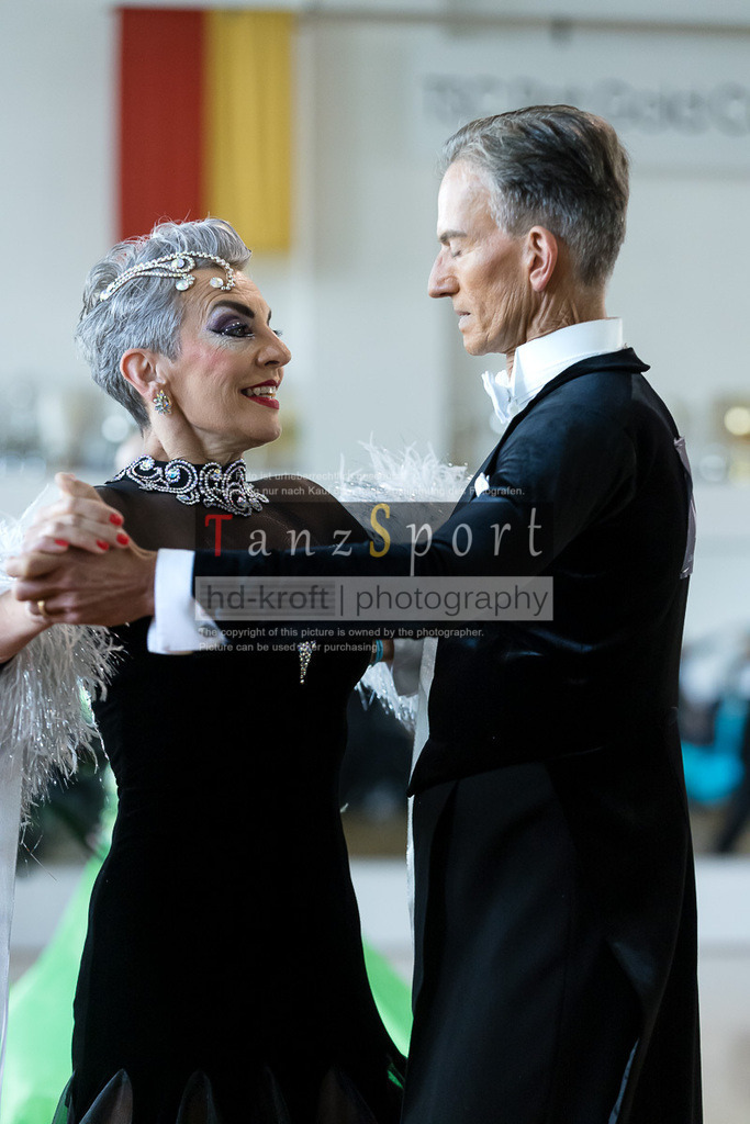 20240525_RL-Masters3-Std_5007 | Tanzsportbilder, Standardtanz, Lateintanz, WDSF, DTV, LTVB, dancecomp, goc, hessen tanzt, blaues band der spree, walzer, tango, wiener walzer, slowfox, quickstepp, samba, rumba, cha-cha-cha, paso doble. jive, hd-kroft photography, turniertanzsport