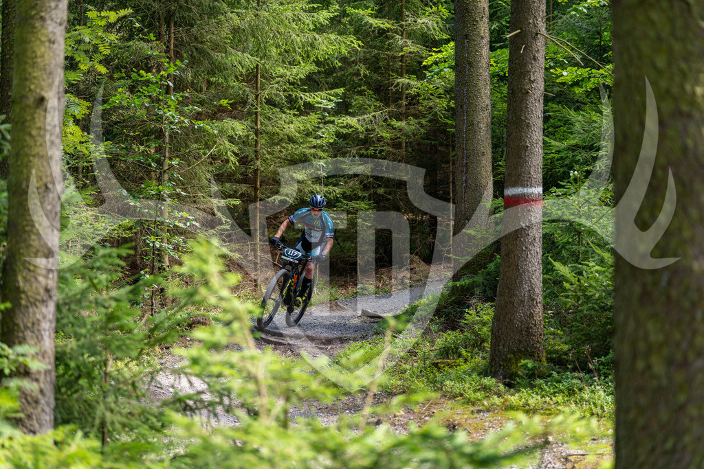 _DSC5029 | Fotogalerie der Treibjagd im Dunkelwald - Dein MTB Etappenrennen im Erzgebirge - Realisiert mit Pictrs.com