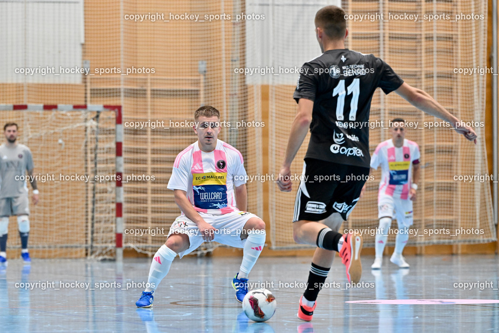 Carinthia Flamengo Futsal Club vs. FC Ljuti Krajisnici | #11 Kenan Ramic FC Ljuti Krajisnici, #32 Smajl Delic Carinthia Flamengo, Carinthia Flamengo Futsal Club vs. FC Ljuti Krajisnici, Carinthia Flamengo Fusal Club vs. FC Ljuti Krajisnici am 12.10.2025 in Klagenfurt (Ballspielhalle Viktring), Austria, (Photo by Bernd Stefan)