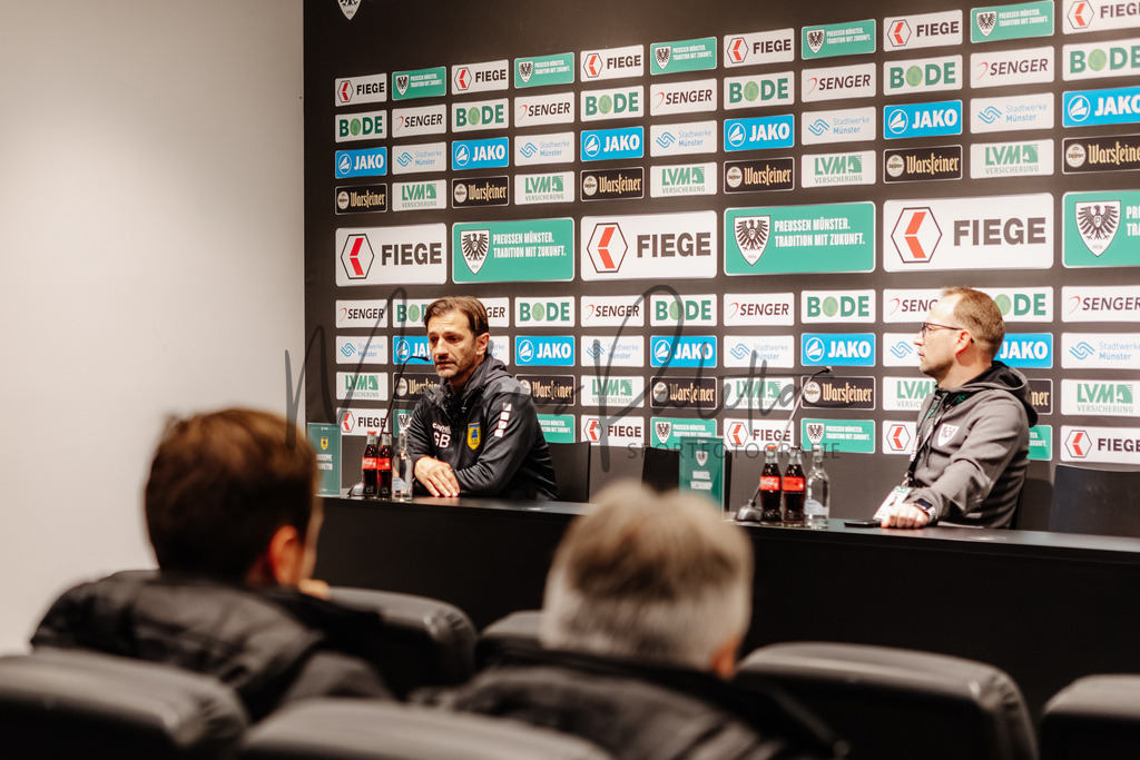 Regionalliga West, Saison 2022/2023, 13. Spieltag: SC Preußen Münster - 1. FC Düren | Regionalliga West, Saison 2022/2023, 13. Spieltag: SC Preußen Münster - 1. FC Düren am 22.10.2022 in Münster (Preußenstadion), Deutschland, Foto: sportfotografie.ms | Markus Paletta - Realisiert mit Pictrs.com