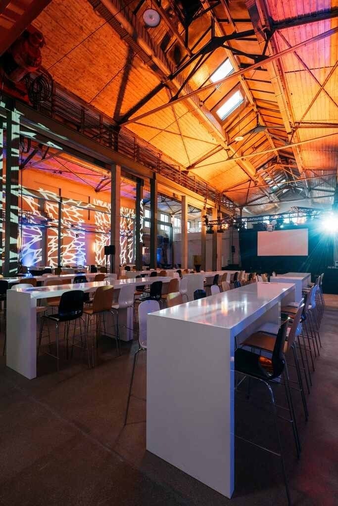 Kopie von diefabrik_einsenergie_Maschinenhalle_FotoNatalieBleyl-03_klein | thismomentpictures - Realisiert mit Pictrs.com