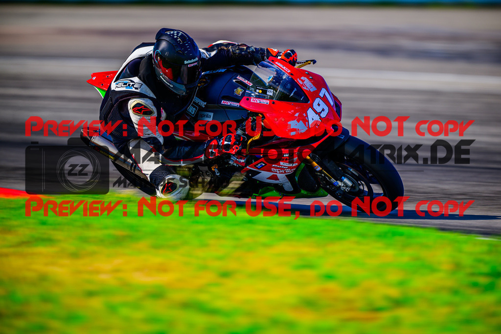 MaZZes_FotoMatrix_240520_6021986_2317 | WEISS