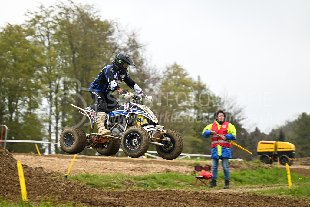 Motocross Schlatt bei Winterthur - 30. April 2023 | #41 Betschart Blacky aus Embrach (CH) auf W Tec in der Kategorie Quad am Motocross Schlatt bei Winterthur, 30. April 2023. 
Instagram: @mx_schlatt | @mc_wila | @sam_schweiz
Bild: Sportfotografie Markus Aeschimann | www.markus-aeschimann.ch - Realisiert mit Pictrs.com