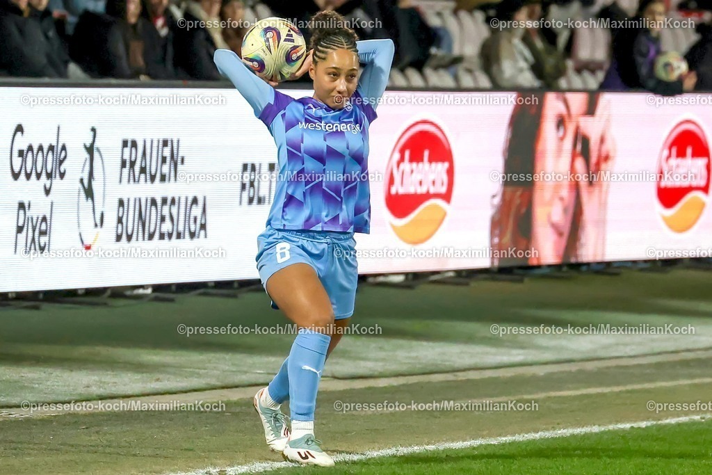 xSSCx09022601031 | 09.02.2026, xsscx, Frauen Fussball, 1. FC Koeln - SGS Essen, 1. Fussball Bundesliga, 17. Spieltag, Franz-Kremer-Stadion, Saison 2025 2026: Vanessa Fürst (SGS Essen 8) DFB regulations prohibit any use of photographs as image sequences and or quasi-video. Photo: xSandraxScherningxPressefotoKochx