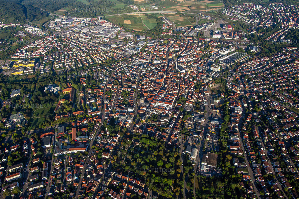 Ortsansicht von Nordosten https://www.winnenden.de | Luftbild: Ortsansicht von Nordosten https://www.winnenden.de in Winnenden im Bundesland Baden-Württemberg in Deutschland. Foto: IMG_138559.jpg vom 16.09.2023 durch ©2025 Werner Riehm fly-foto.de/copyright - Realisiert mit Pictrs.com