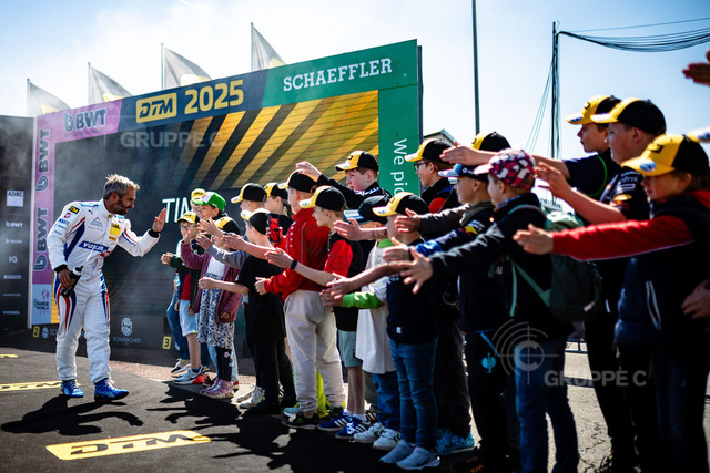 DTM125_042712593123269LS_LS | DTM, 1. + 2. Rennen Oschersleben 2025 - Foto: Gruppe C Photography; #16 McLaren 720S GT3 Evo, Dörr Motorsport: Timo Glock - Realisiert mit Pictrs.com