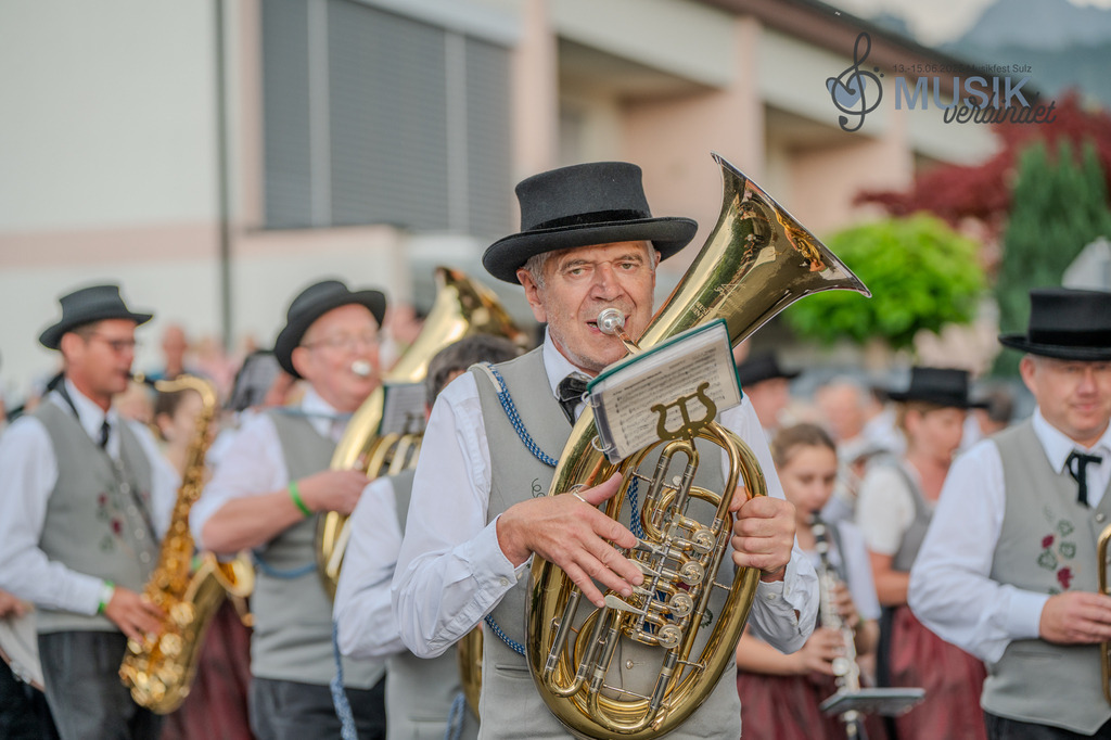 DSC_4171 | "Fussifoto.com – Ihr Ansprechpartner für hochwertige Fotografie! Entdecken Sie kreative Bilder und professionelle Dienstleistungen. Kontaktieren Sie uns für Ihre Projekte!"