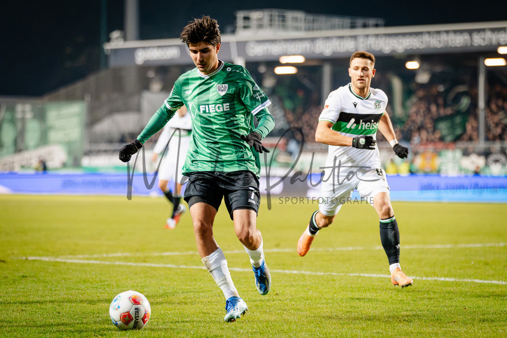 2. Bundesliga, Saison 2025/26, 15. Spieltag: SC Preußen Münster - Hannover 96 | Münster, 05.12.2025: 2. Bundesliga, 15. Spieltag, SC Preußen Münster gegen Hannover 96 im LVM-Preußenstadion in Münster. Foto: sportfotografie.ms | Markus Paletta - Realisiert mit Pictrs.com