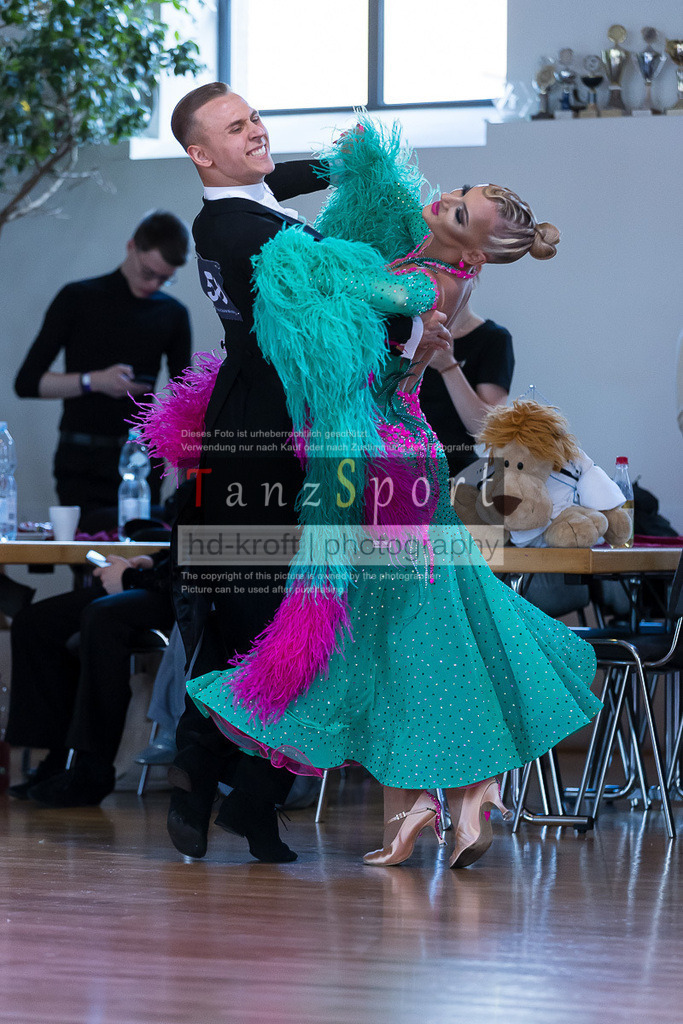 20240615_DM-HGR-Kombi_10036 | Tanzsportbilder, Standardtanz, Lateintanz, WDSF, DTV, LTVB, dancecomp, goc, hessen tanzt, blaues band der spree, walzer, tango, wiener walzer, slowfox, quickstepp, samba, rumba, cha-cha-cha, paso doble. jive, hd-kroft photography, turniertanzsport