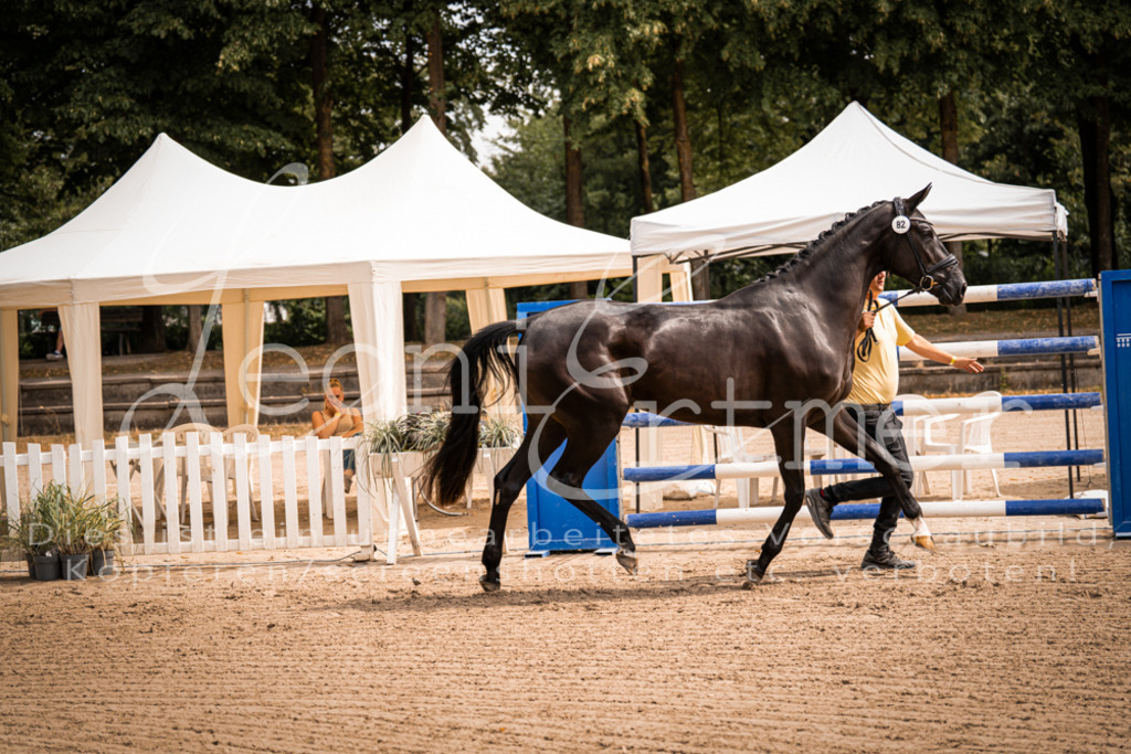 4.Fr00123 | Leoni Ertmer Photography - Realisiert mit Pictrs.com