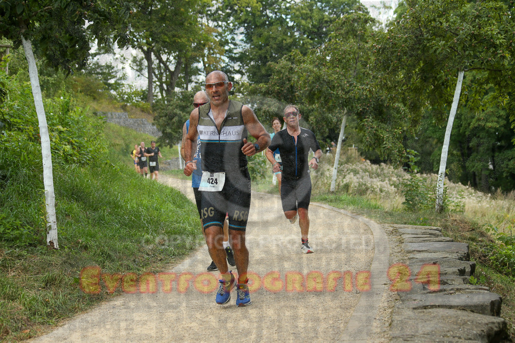 250824_1353_EX1_4098 | Sportfotografie im Rhein-Sieg Kreis, Köln, Bonn, NRW, Rheinland Pfalz, Hessen, etc. Unser Tätigkeitsfeld umfasst den Laufsport vom Volkslauf über den Marathon, Duathlon, Triathon bis zum Ultralauf wie Kölnpfad Ultra oder Schindertrail.