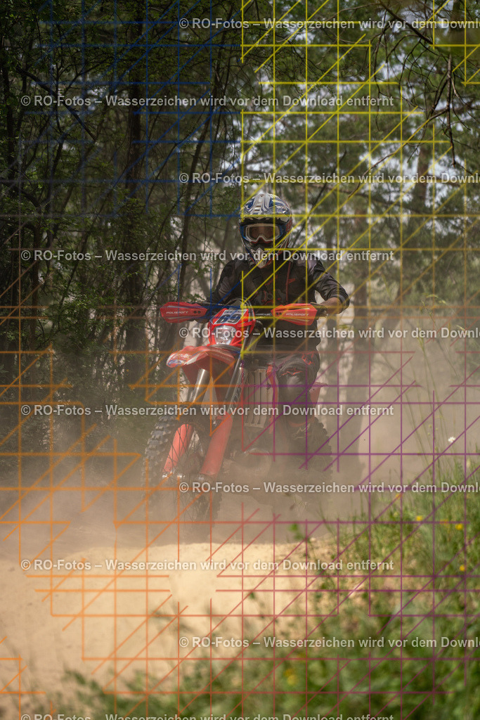 Niederwürzbach 2 Lauf-1032 | Sportfotografie von RO-Fotos: Motorsport, Motocross, Enduro, Laufveranstaltungen und Triathlon. Professionelle Fotos von Sportlern und Events. - Realisiert mit Pictrs.com