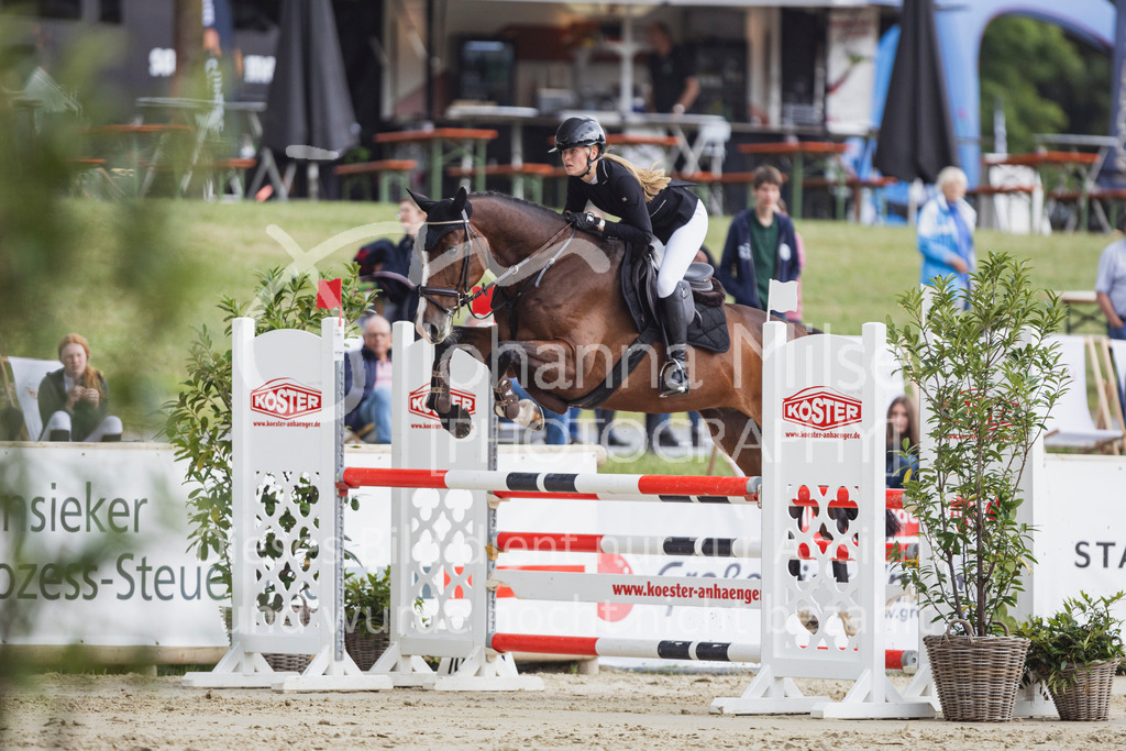 250710_BHO_Stil-L-1-203 | Deine schönsten Turniermomente als professionelle Fotos! Entdecke hochwertige Pferdesport-Fotografie im Online-Shop. Jetzt Fotos finden & bestellen!