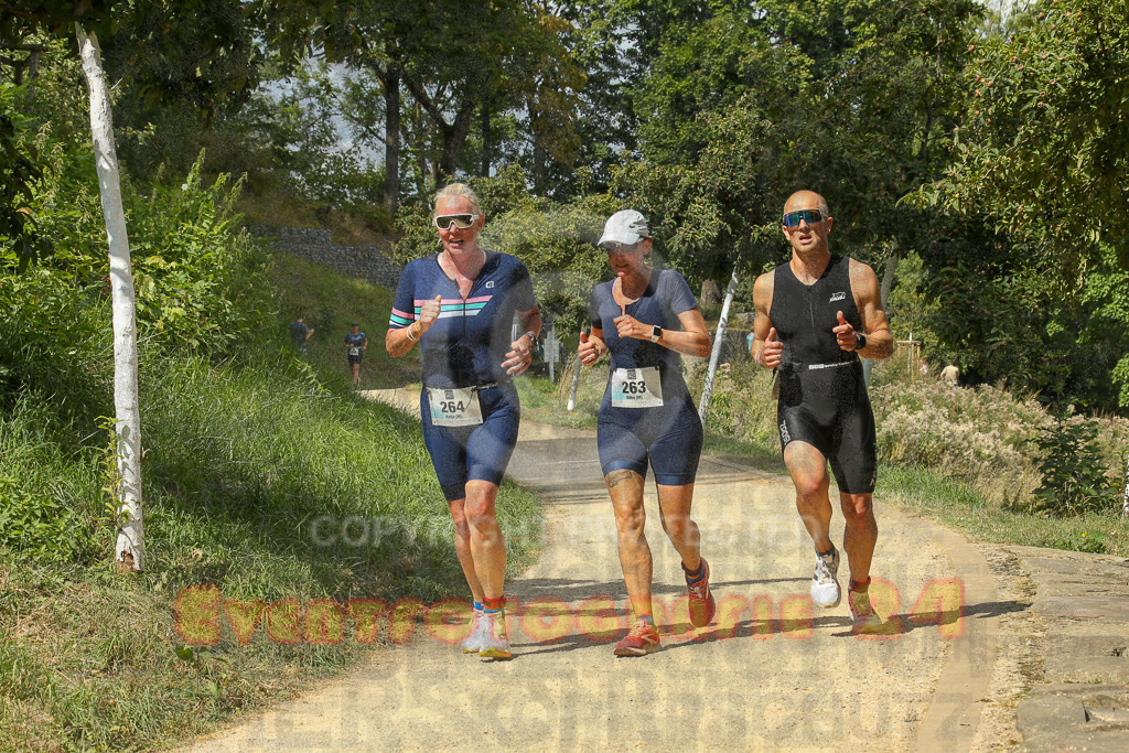 250824_1337_EX1_3029 | Sportfotografie im Rhein-Sieg Kreis, Köln, Bonn, NRW, Rheinland Pfalz, Hessen, etc. Unser Tätigkeitsfeld umfasst den Laufsport vom Volkslauf über den Marathon, Duathlon, Triathon bis zum Ultralauf wie Kölnpfad Ultra oder Schindertrail.