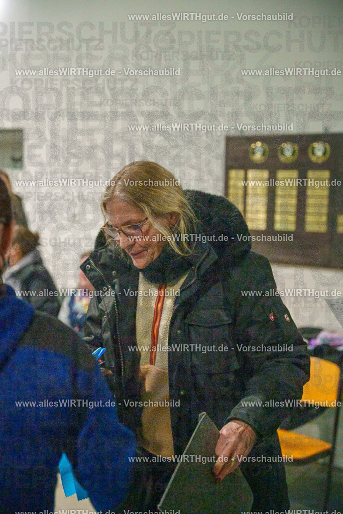 7R504785 | Professionelle Tierfotografie in Mönchengladbach von Daniel Wirth (allesWIRTHgut). Liebevolle & natürliche Bilder von Hunden & Katzen für unvergessliche Erinnerungen.