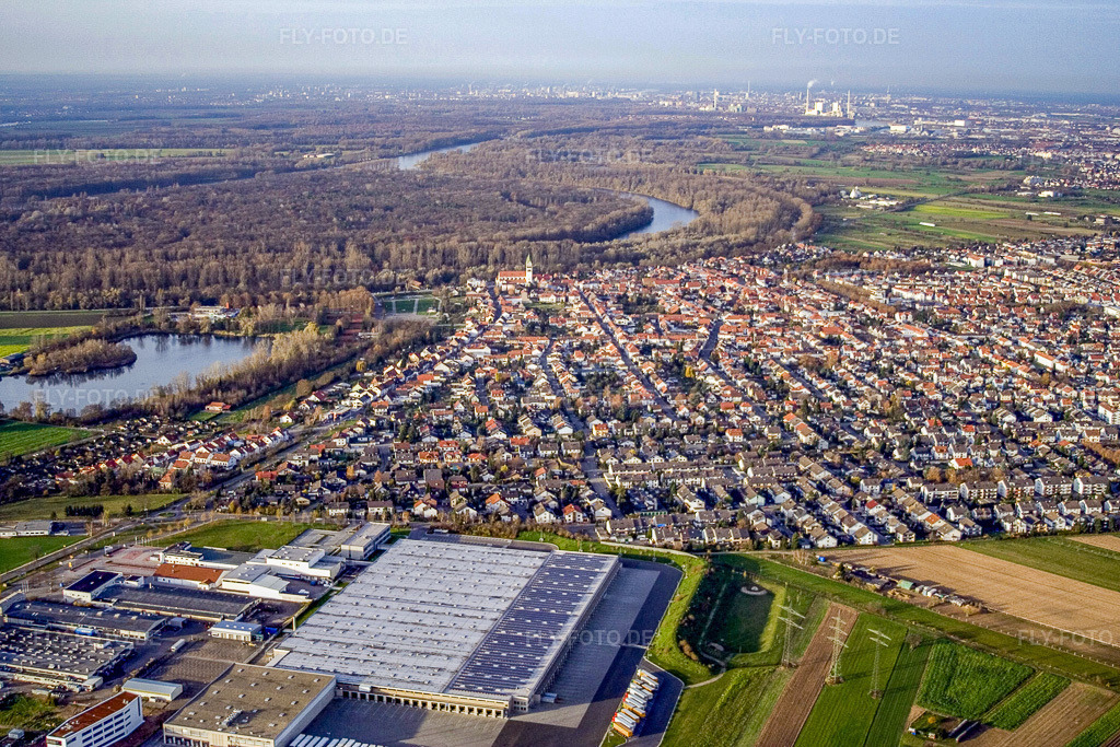 Luftbild: Stadt von Süden in Ketsch im Bundesland Baden-Württemberg in Deutschland. Foto: IMG_4908.jpg vom 26.11.2006 durch Werner Riehm/FLY-FOTO.de
