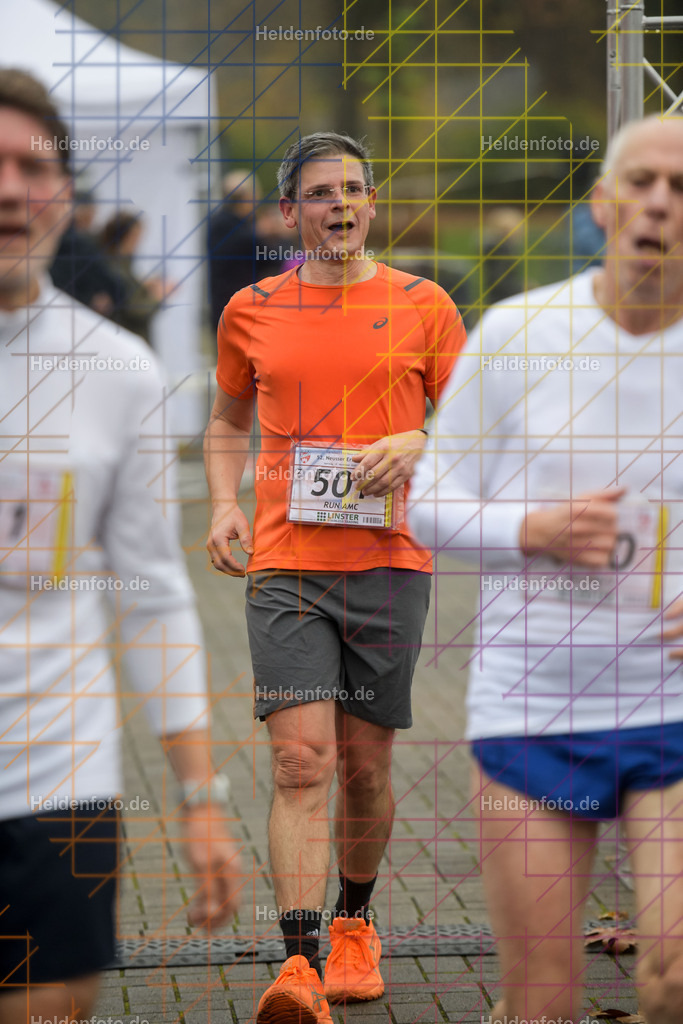 Neusser Erftlauf 2025  | 15km Neusser Erftlauf 2025 Foto: Heldenfoto.de