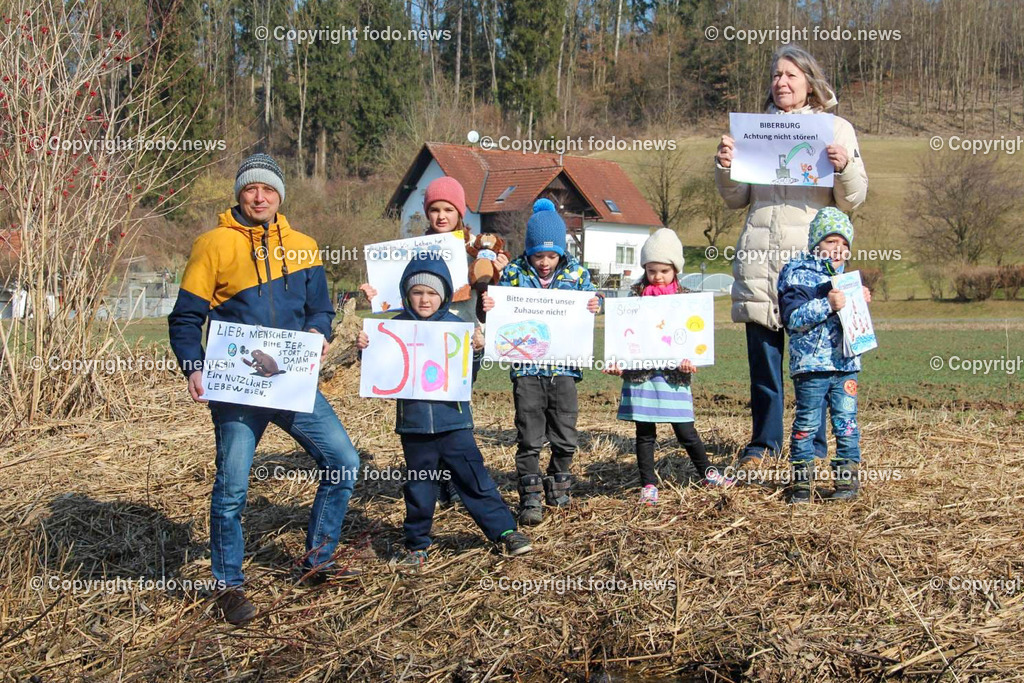 Katzing_ Dörnbach_ Biberdamm_ 07.03.2023-20 | 07.03.2023, Doernbach, AUT, Katzing, Doernbach, Biberdamm, im Bild Kinder haben Plakate gemalt um den Biber zu schuetzen, retten mit Doris Eisenriegler