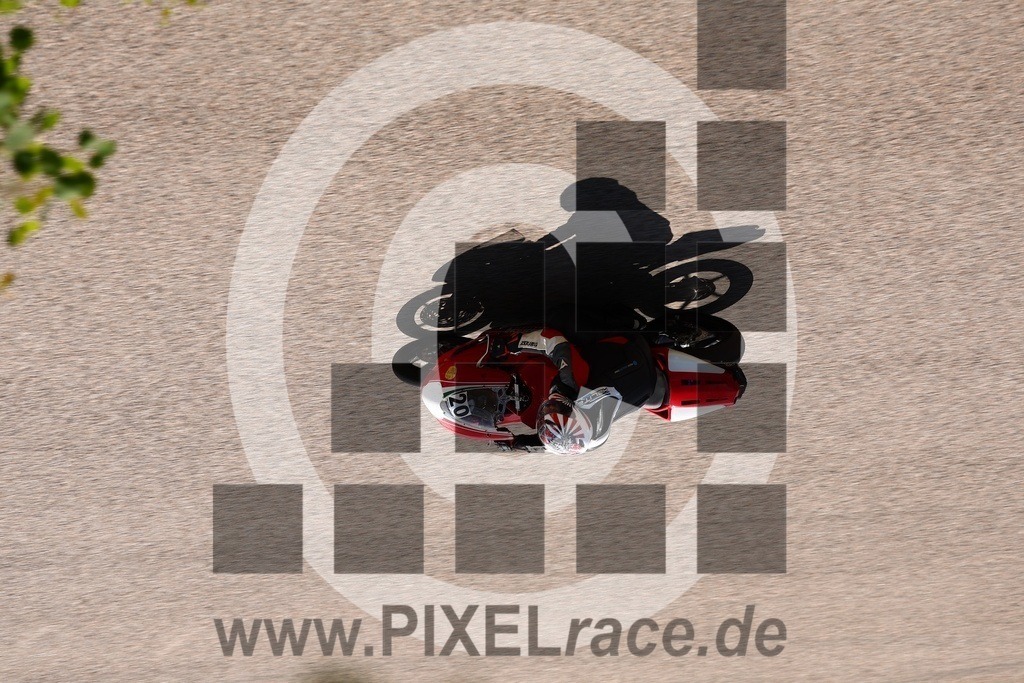 0020-20250527_04947 | Schöne Erinnerungen an spannende Momente - das festzuhalten ist unser Job. PIXELrace.de ist seit 2003 auf den Rennstrecken Europas unterwegs um die Action draußen beim Fahren und die wunderbare Stimmung imm Fahrerlager für euch einzufangen.