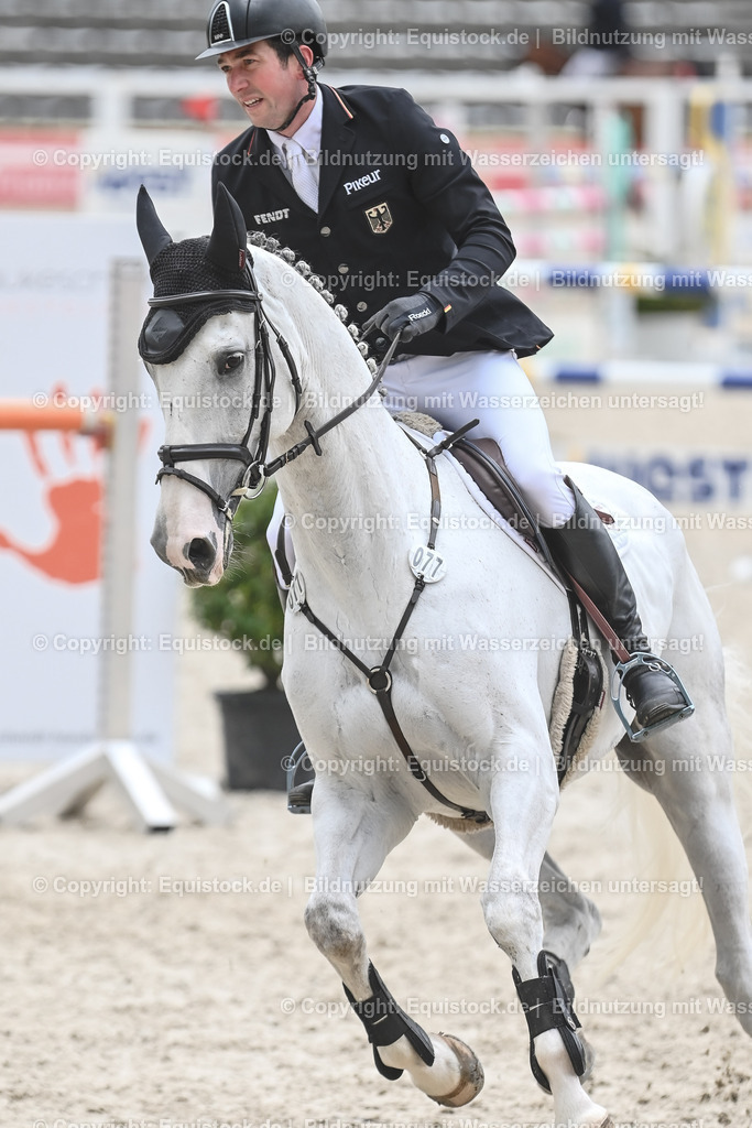 20230514_CCI4_Springen_0291 | equistock