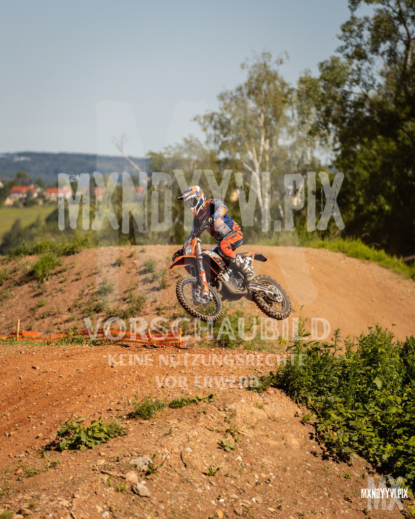 866A0804 | mxndyyvipix
