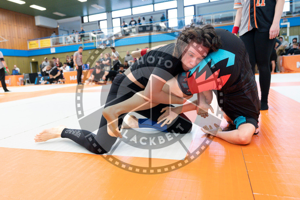20240915PBB3949 | Athletes compete during the Grappling Industries’ grappling and Brazilian jiu-jitsu competition in Berlin, on September 15, 2024.
