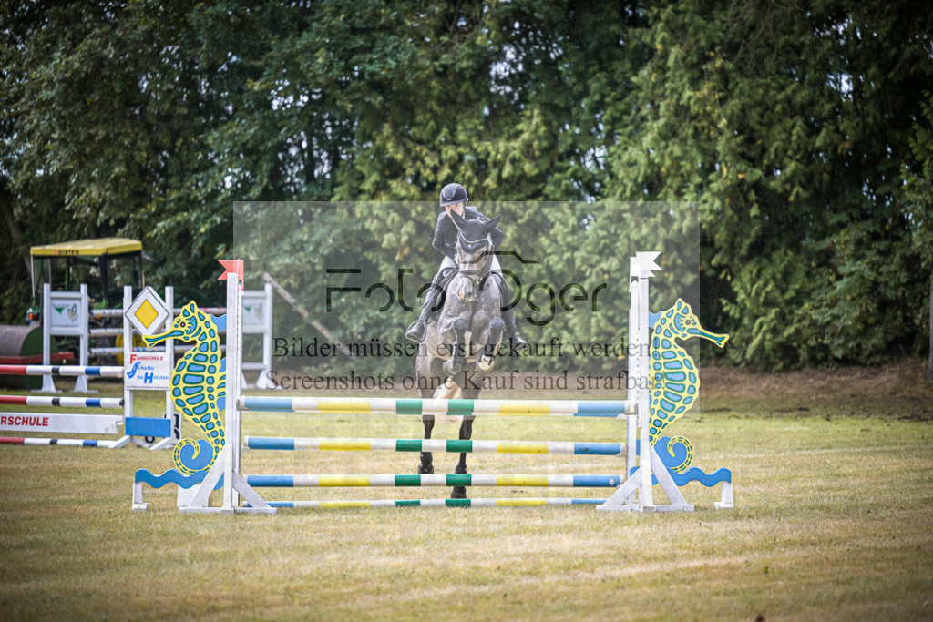 DOS_0759 | Entdecke hochwertige Reitturnierfotos von Foto Oger. Professionell, emotional und authentisch – jetzt Lieblingsmomente im Shop bestellen.Deutschlandweite Turnierfotografie. - Realisiert mit Pictrs.com