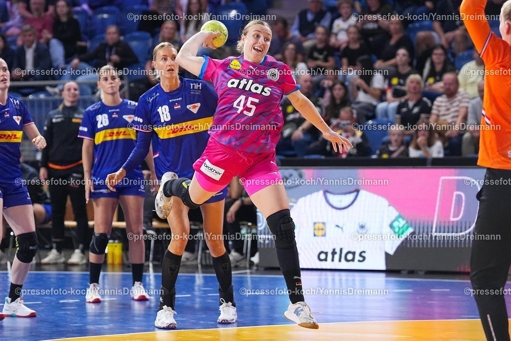 xYDRx21092501008 | 21.09.2025, xydrx, Handball, Frauen Länderspiel, Deutschland - Niederlande, YAILA Arena: Jolina Huhnstock (GER #45)