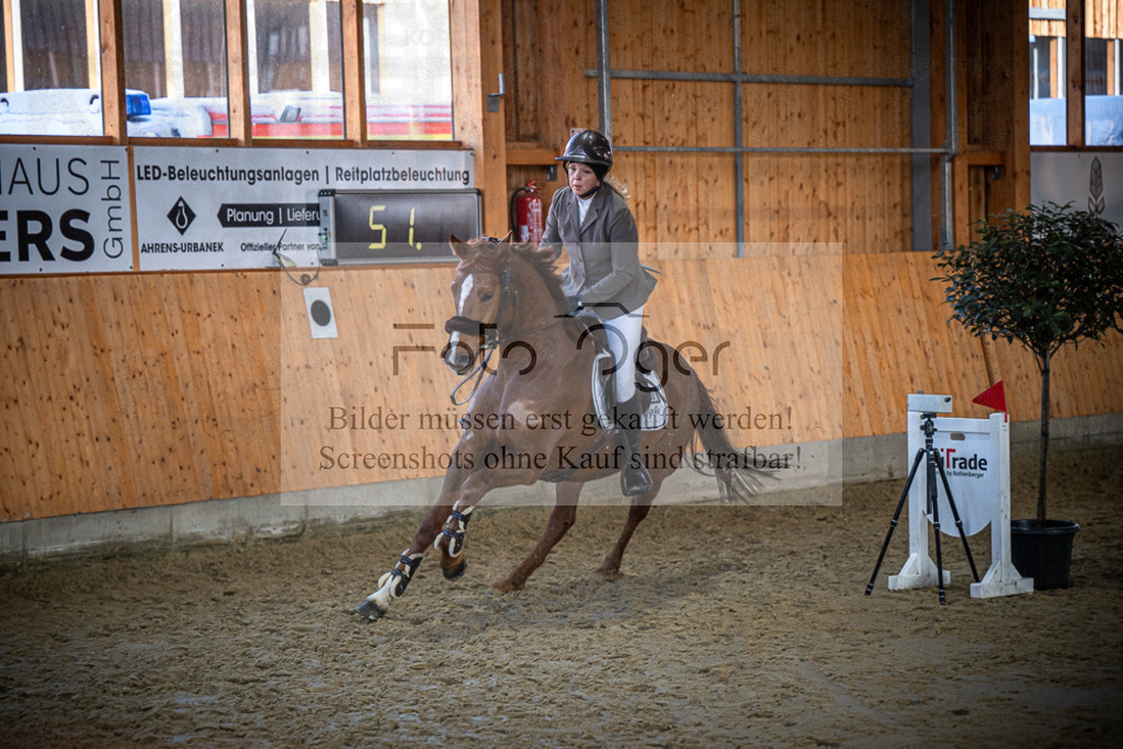 DOS_1497 | Entdecke hochwertige Reitturnierfotos von Foto Oger. Professionell, emotional und authentisch – jetzt Lieblingsmomente im Shop bestellen.Deutschlandweite Turnierfotografie. - Realisiert mit Pictrs.com