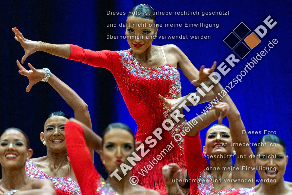 20230114-12193 | Hier finden Sie Tanz Bilder vom Latein und Standard Formationen tanzen. Sportbilder vom Tanzsport. Schöne Fotos und von Weltmeisterschaft, Europameisterschaft, Bundesliga, Regionalliga, Oberliga und Landesliga sowie von GOC Stuttgart, DanceComp, WM Bremen