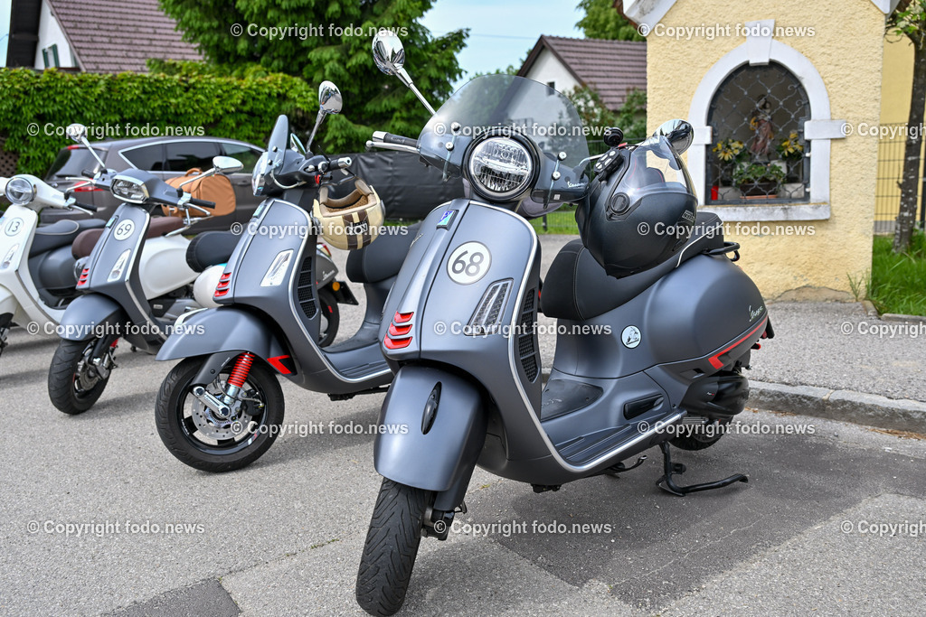 Lets Vespa togehter_ Neuhofen_ 05.05.2024-32 | 05.05.2024, Neuhofen, Kremsmuenster, AUT, Lets Vespa togehter 2024, Vespatreffen, im Bild Teilnehmer Vespatreffen, Motorsport Stadler