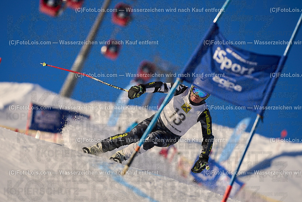 ALP2438_MASTERS-Cup_GS-B Herrn_Moser Guenther | (C)FotoLois.com, Alois Spandl. FIS Masters-Cup Wildschönau, Giant Slalom auf der Piste Schatzberg GS, Siegerehrung auf dem Dorfplatz Niederau, Sa 13. Januar 2024.