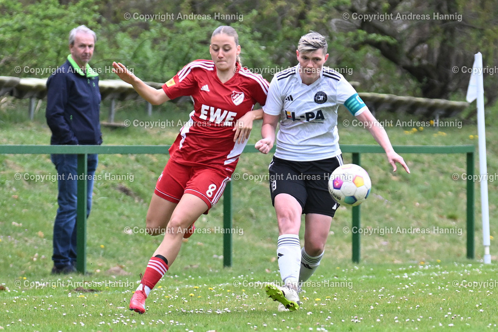 Fußball I Frauen I Saison 2024-25 I Oberliga I FC Jesteburg-Bendestorf - SpVg Aurich Frauen I 13.4.2025 | a-hannig - Realisiert mit Pictrs.com