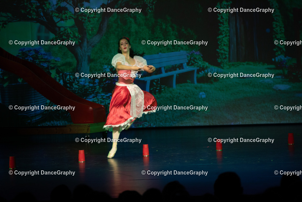 GPHY1981 | DanceGraphy - Realisiert mit Pictrs.com